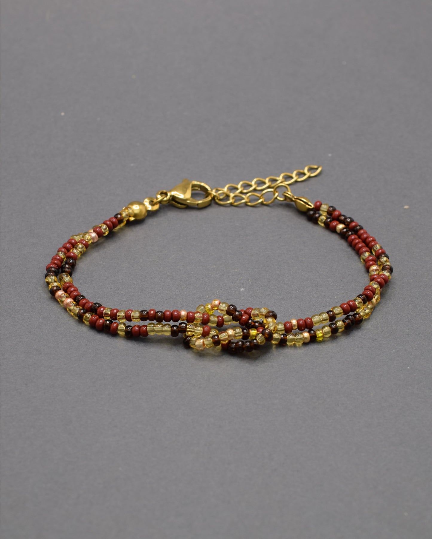 Pulseira Dupla de Missangas Mix Bordô com Nó